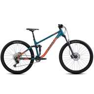 GHOST KATO FS UNIVERSAL BLUE GREY/ORANGE MATT 2022 FÉRFI ÖSSZTELESZKÓPOS MTB KERÉKPÁR