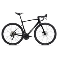 GIANT Defy Advanced 2 férfi országúti kerékpár - S méretben