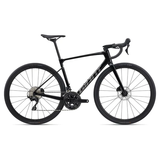 GIANT Defy Advanced 2 férfi országúti kerékpár - M méretben